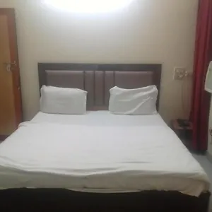 Diamond Palace 45c Hotel Chandigarh